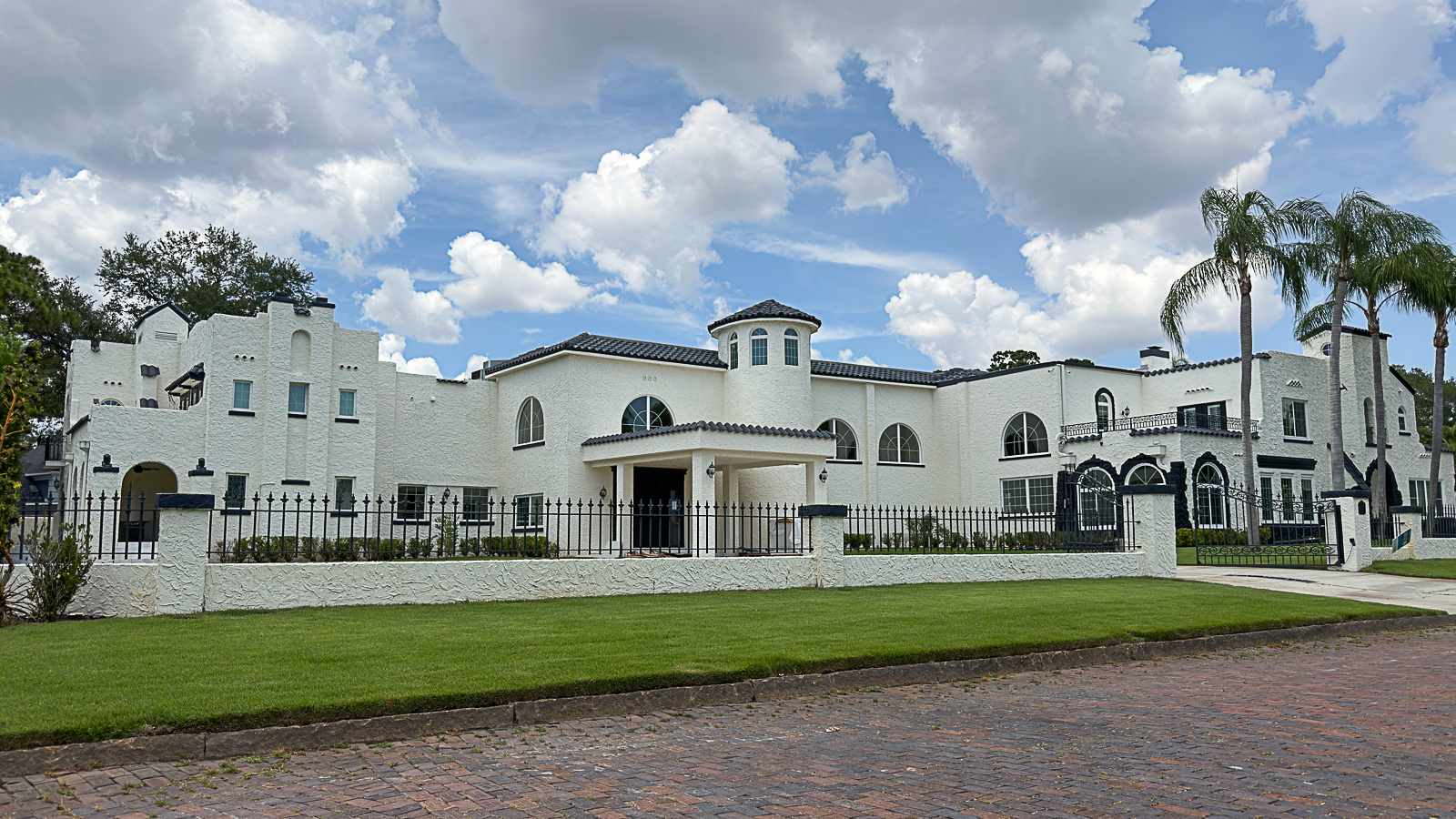 The Faith Mansion and the Surviving Estates of Old Pasadena, St. Petersburg